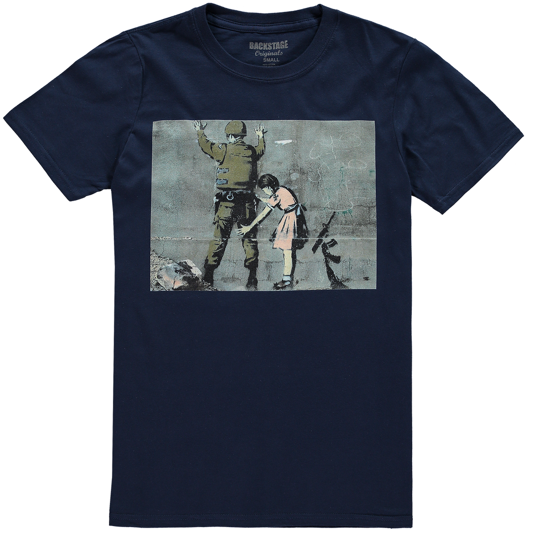 Banksy Searching Men's T-shirt