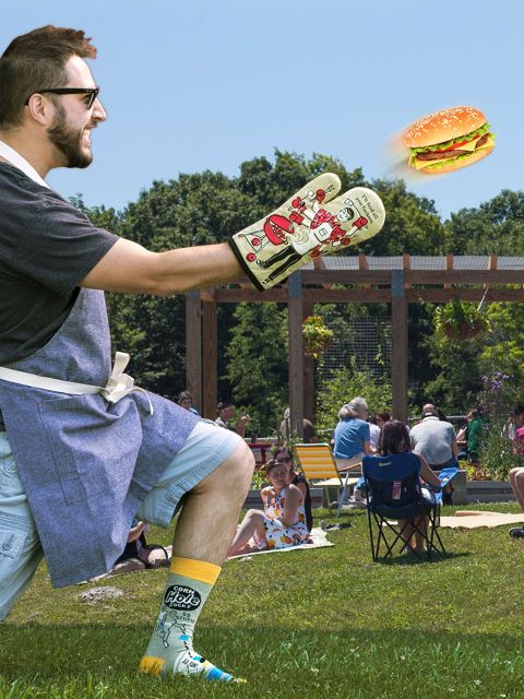 Image of I'll Feed All You Fuckers Oven Mitt