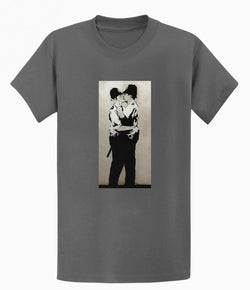 Image of Banksy T-shirt - Kissing Coppers