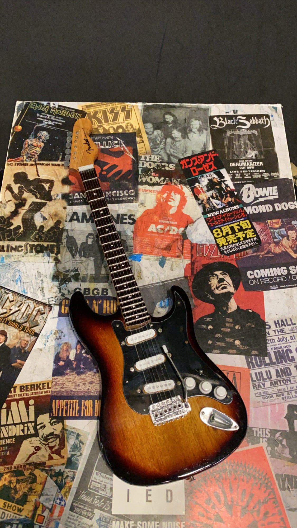 Image of Stratocaster Sun Burs Black Pick Guard Miniature Guitar