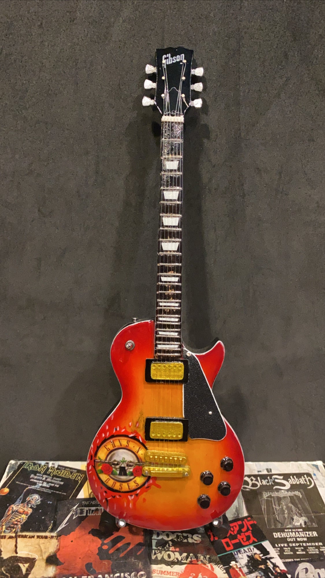 Guns Roses miniature guitar