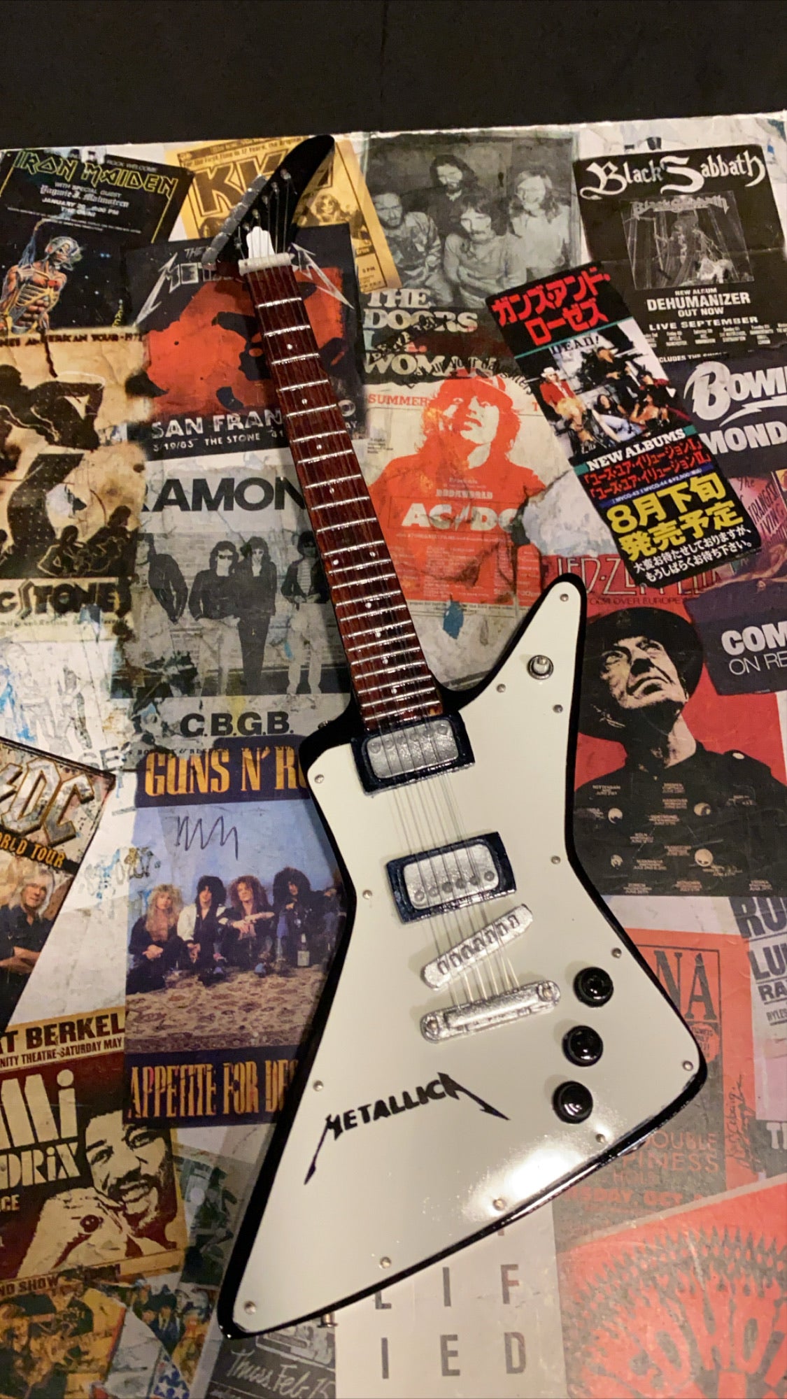 Metallica Miniature Guitar