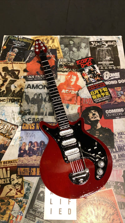 Queen Brian May Miniature Guitar