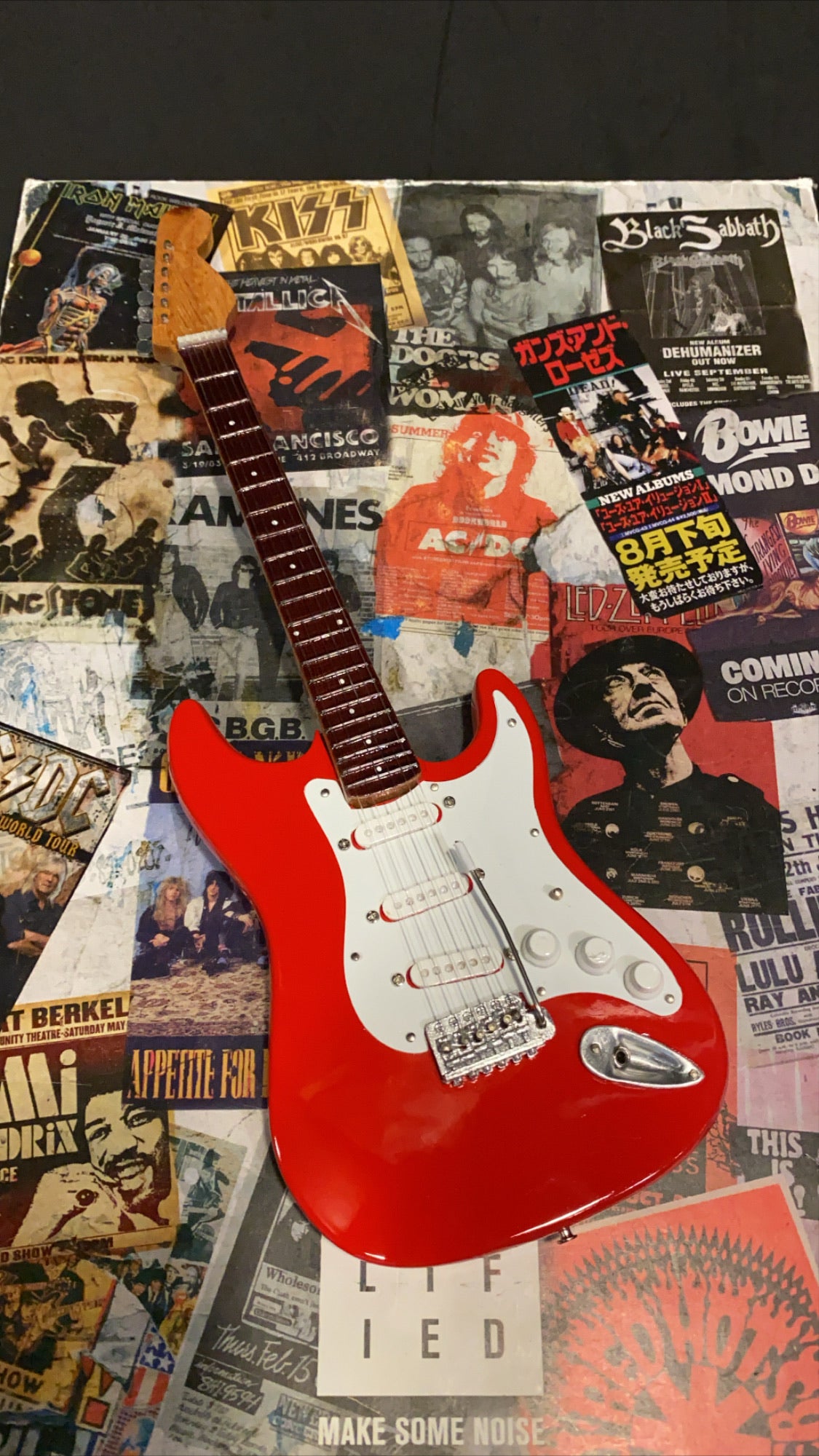 Image of Stratocaster Red Miniature Guitar