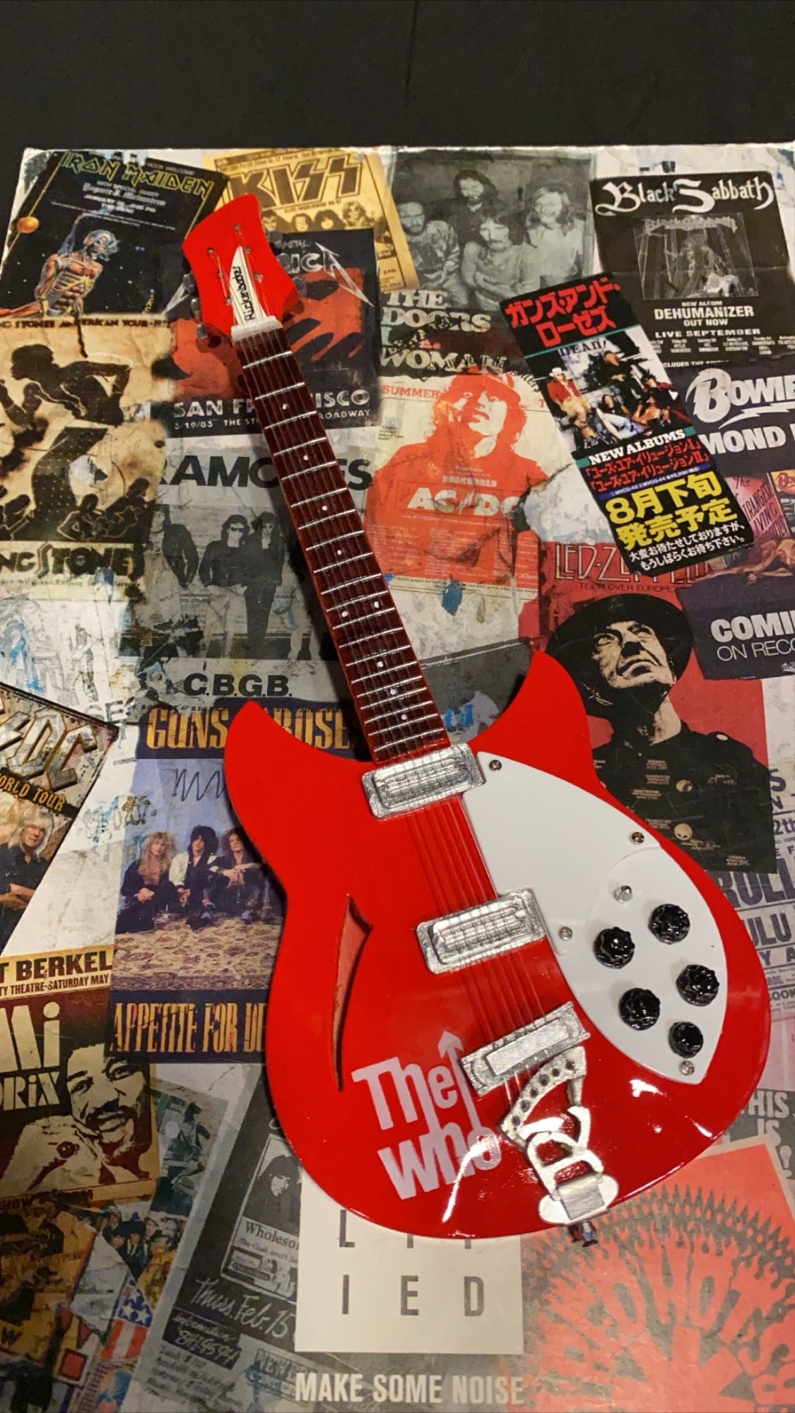 Image of The Who Pete Townshend Miniature Guitar