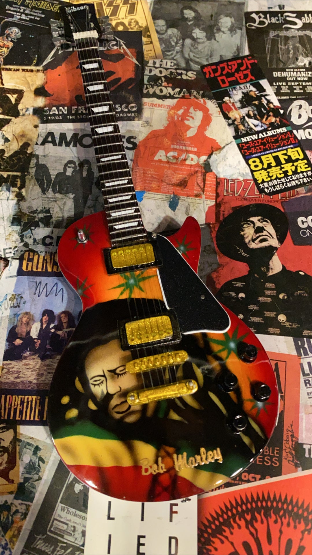 Bob Marley Gibson Miniature Guitar