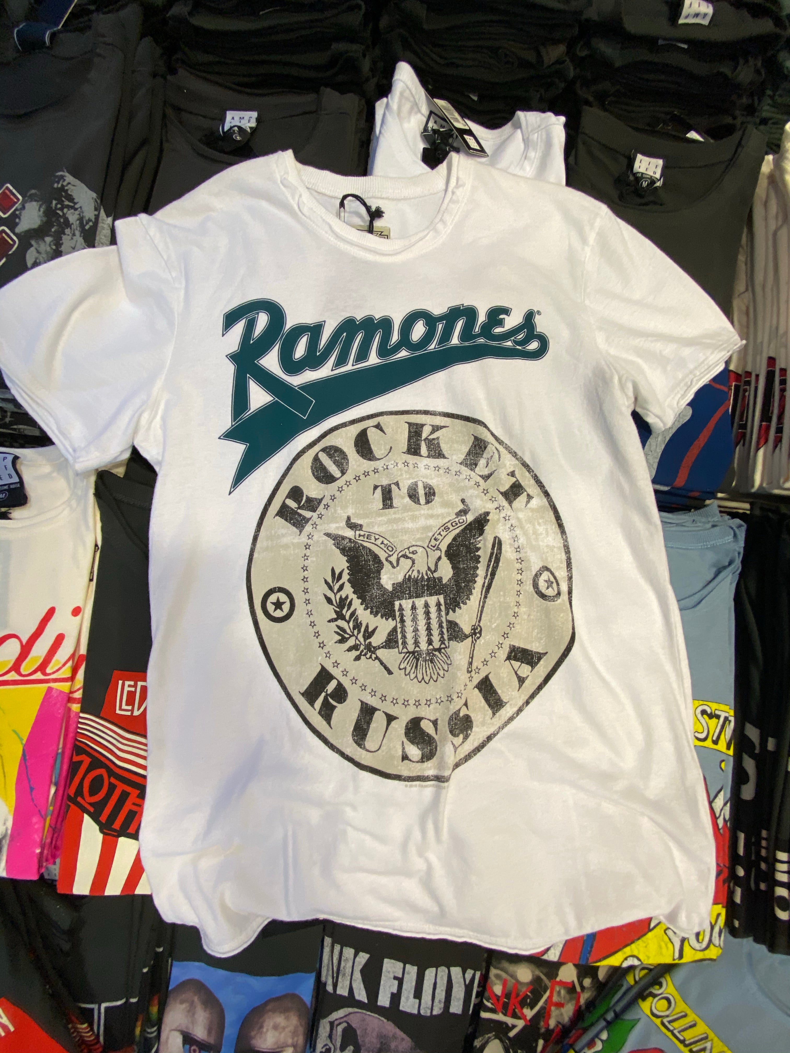 Image of Ramones Men’s Amplified T-Shirt