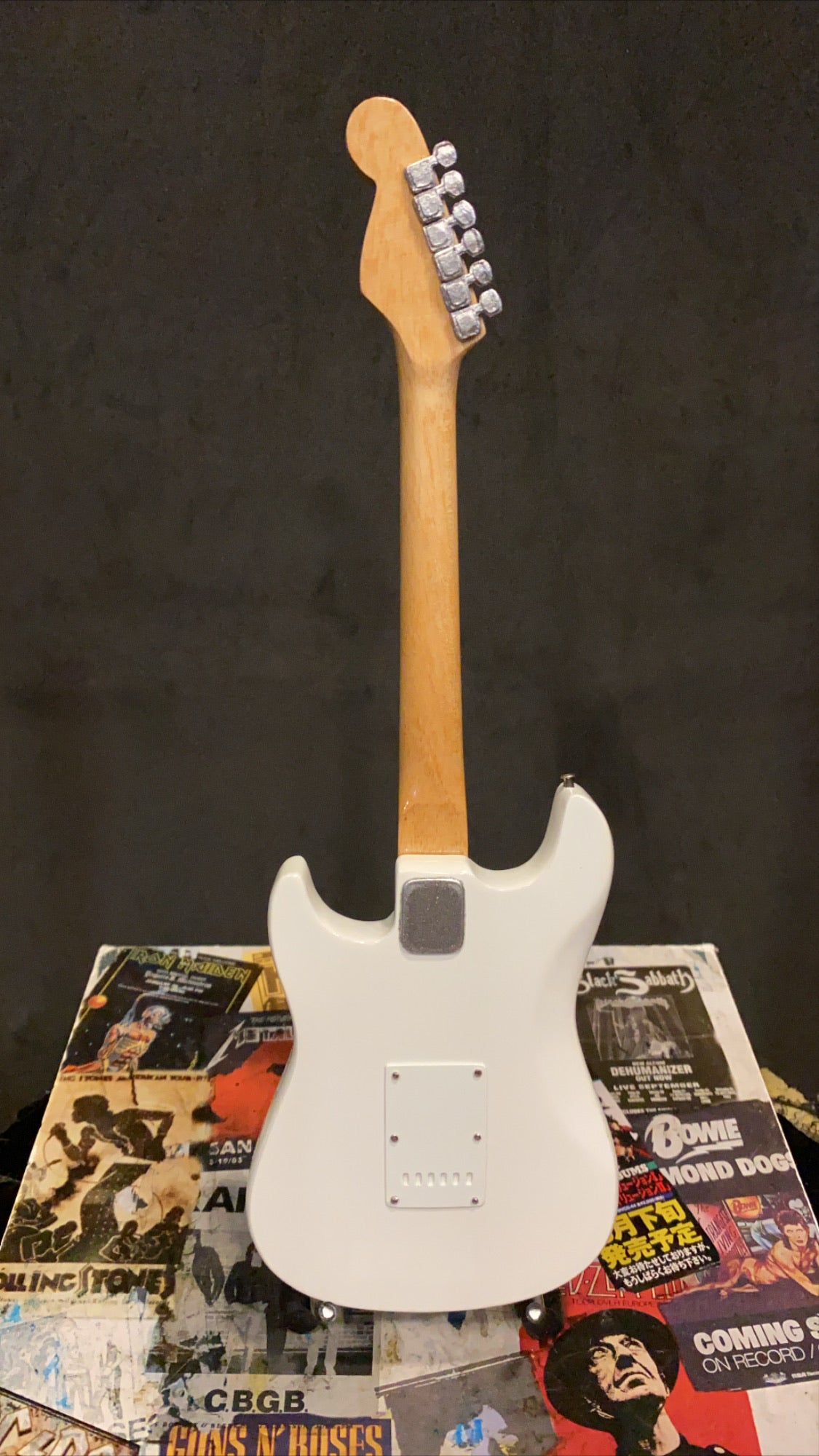 Image of Miniature Guitar - David Bowie Stratocaster