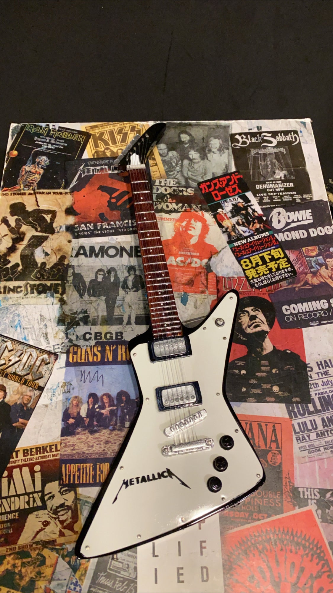 Metallica Miniature Guitar