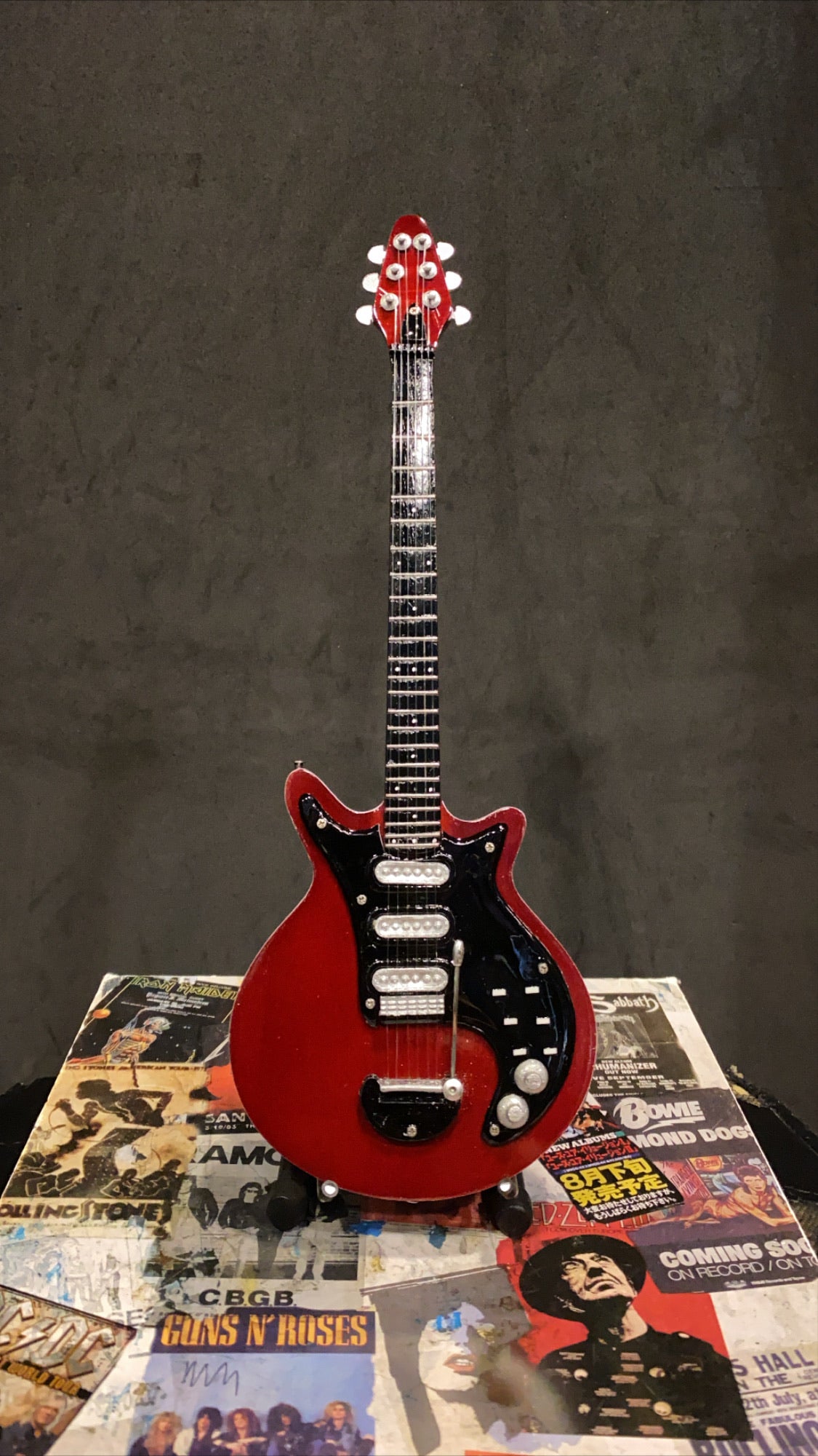 Image of Queen Brian May Miniature Guitar