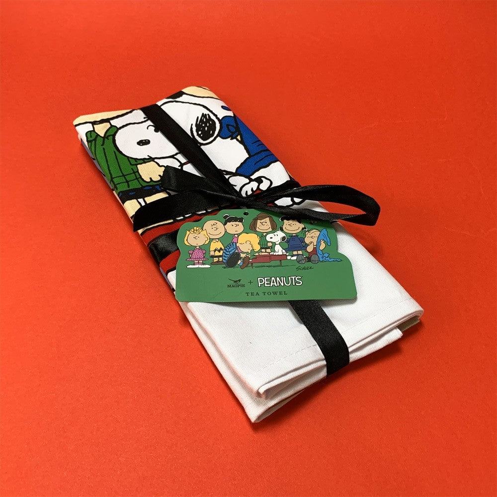 Image of SNOOPY & GANG TEA TOWEL